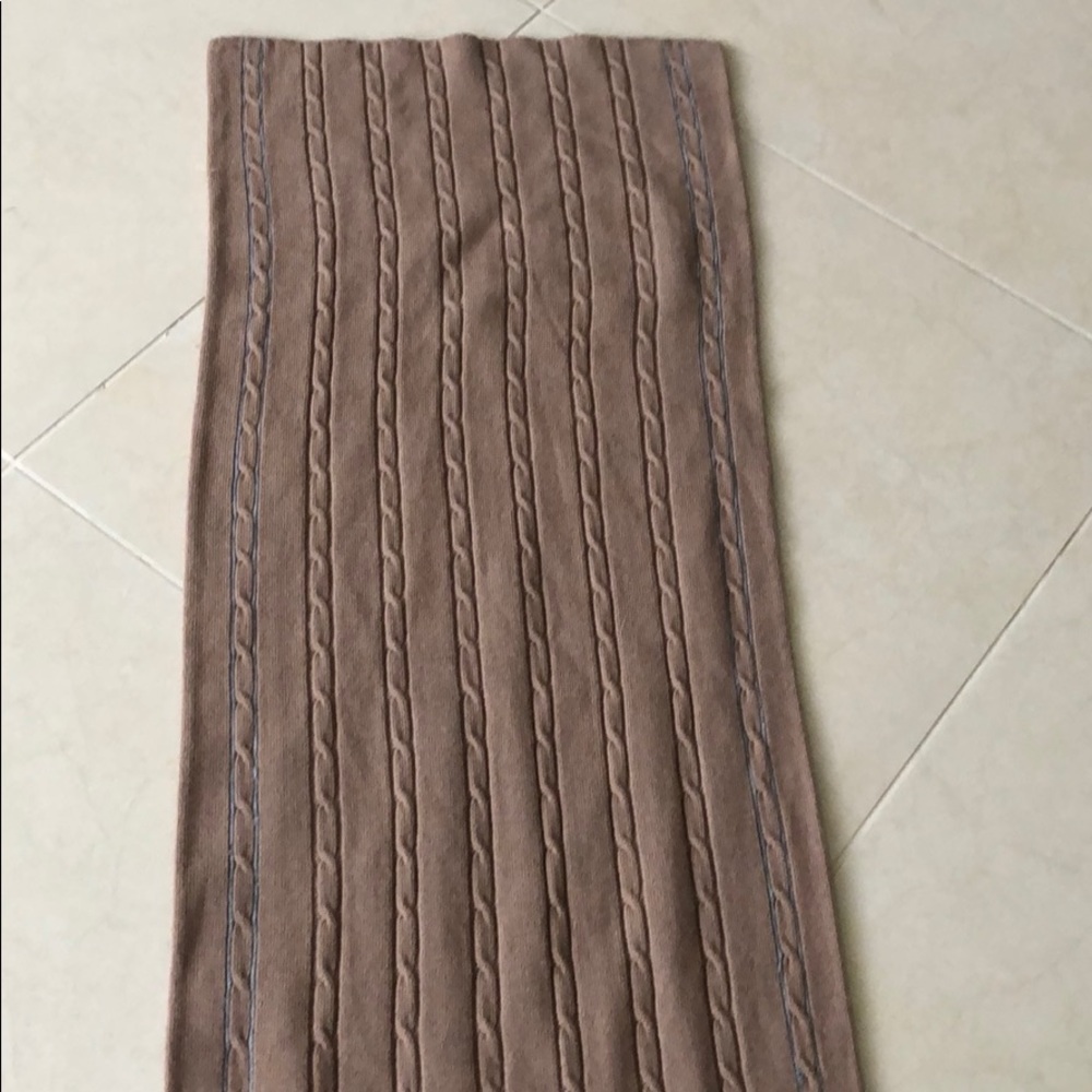 Banana Republic scarf. Tan in color. NWT